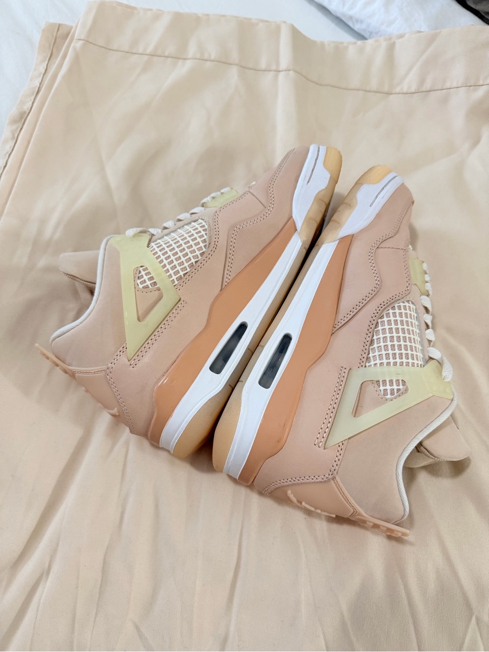 Air Jordan 4 Retro Shimmer (Women's) - Picture 4 of 7